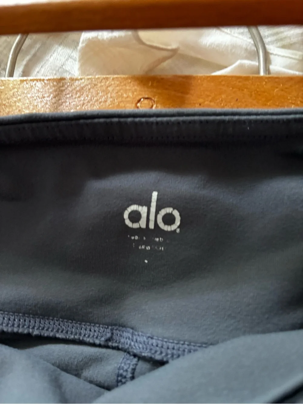 ALO Yoga ptp 13